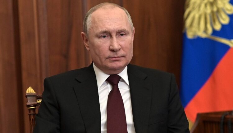 vladimir-putin-signed-an-“anti-crisis-law”-on-supporting-citizens-and-businesses-under-sanctions