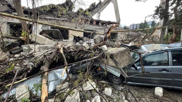 a-wall-of-a-residential-building-collapsed-in-yalta:-parked-cars-were-damaged,-two-houses-were-left-without-gas