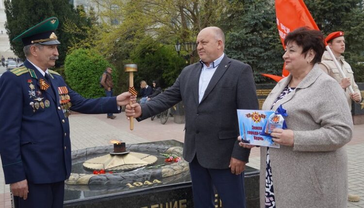 a-particle-of-the-eternal-flame-from-kerch-will-join-the-single-cup-of-military-glory-of-russia