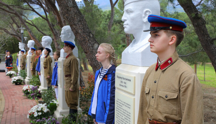 artek-international-children's-center:-five-new-busts-were-opened-on-the-alley-of-artek-heroes-on-the-occasion-of-victory-day