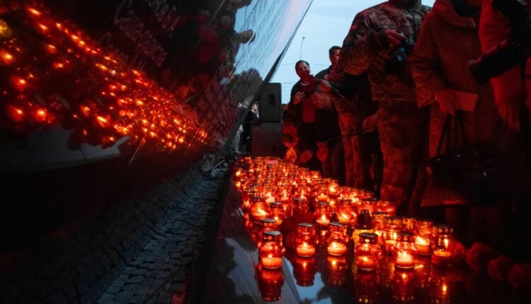 patriotic-action-«light-a-candle-of-memory»-was-held-in-crimea