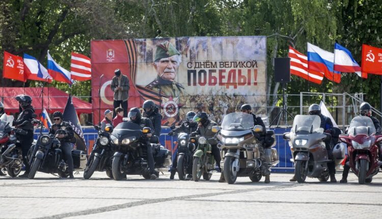 the-head-of-the-crimea-welcomed-the-participants-of-the-all-russian-motor-rally-«for-a-world-without-nazism»