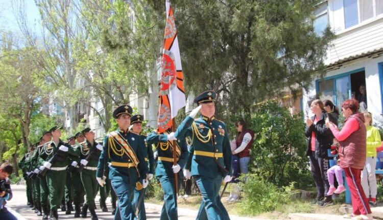 in-the-city-hero-of-kerch-on-the-eve-of-victory-day,-the-action-«parade-at-the-veteran's-house»-was-held