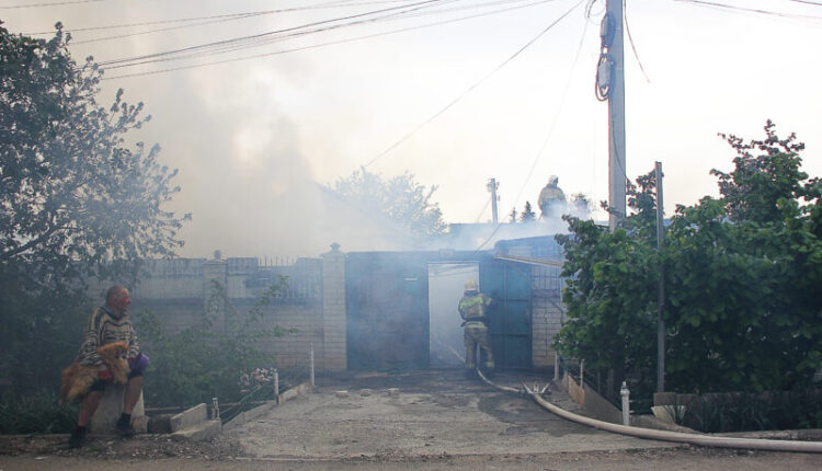 fire-in-the-village.-youth:-a-woman-almost-died