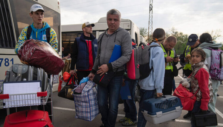 nearly-4,000-refugees-from-ukraine,-as-well-as-from-the-republics-of-donbass,-live-in-crimea