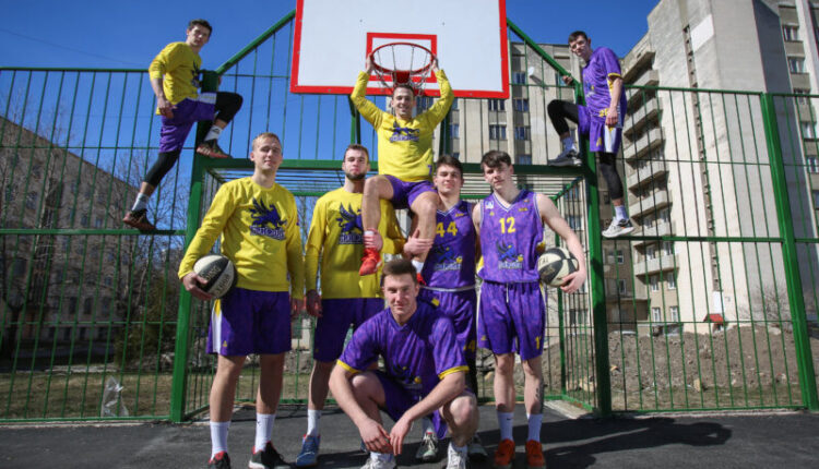 basketball-players-of-kfu-—-«gryphons»-—-champions-of-crimea