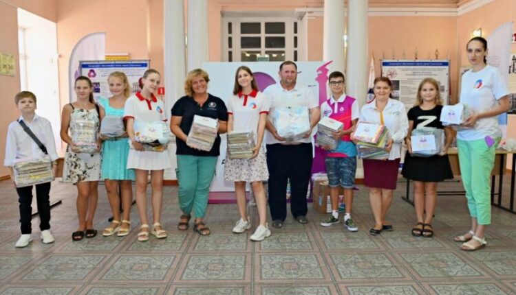 «children-to-children»:-more-than-a-thousand-books-will-go-from-sevastopol-to-the-starobelsky-district-of-the-lpr