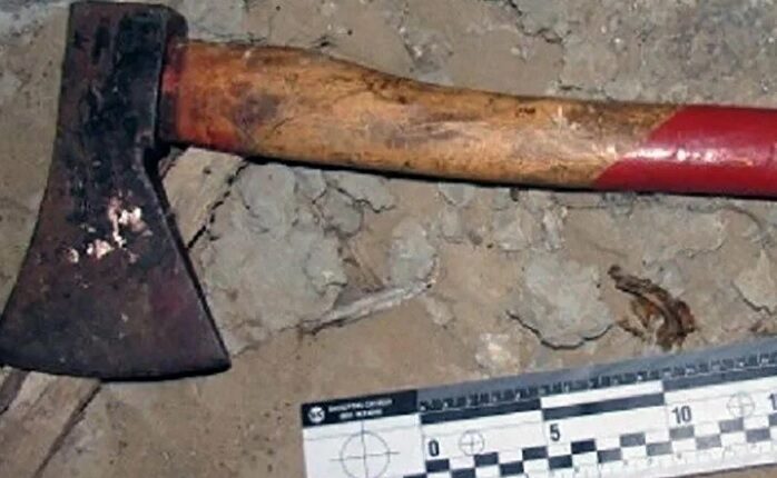 he-hit-a-neighbor-with-an-ax-…-because-of-five-hundred-rubles.-crime-in-sevastopol