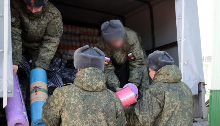 crimean-deputies-handed-over-another-humanitarian-cargo-to-military-personnel
