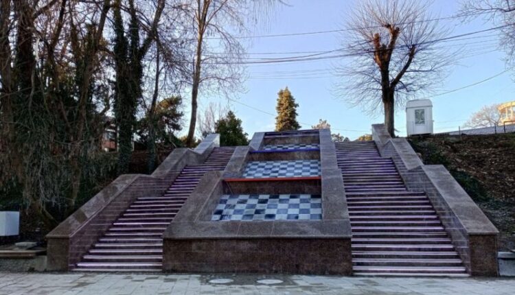 in-simferopol,-the-improvement-of-the-«chess»-fountain-has-been-completed