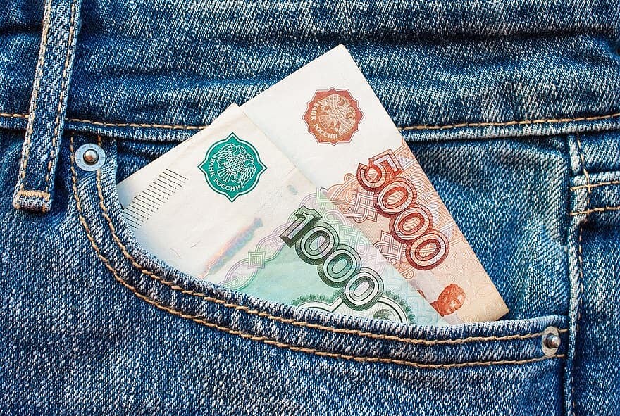 preparation-for-school-will-cost-the-residents-of-simferopol-on-average-14,000-rubles